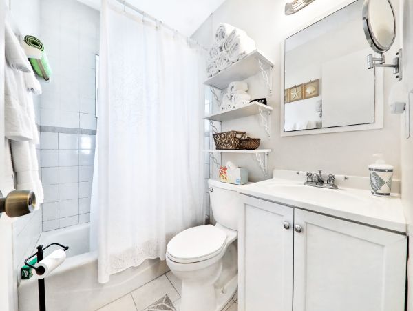 St. Augustine Home 973689