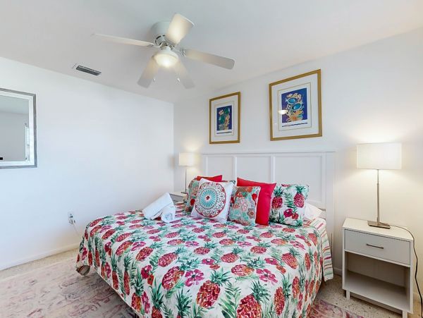 Anna Maria Island Holmes Beach Home 973697