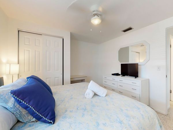 Anna Maria Island Holmes Beach Home 973697