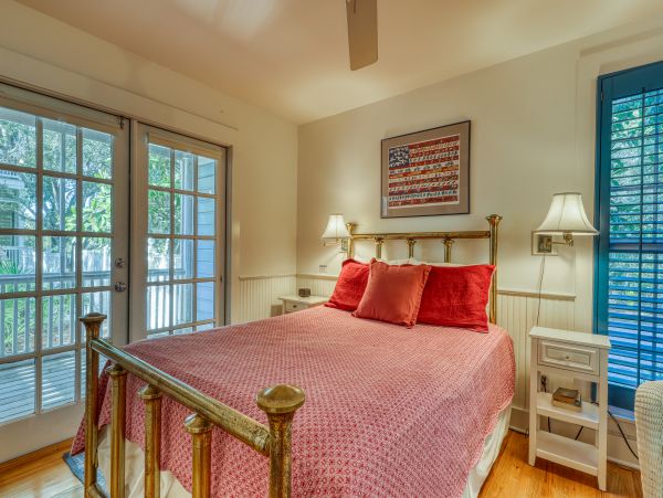 Great Two-Home Rental in Santa Rosa Beach Steps to Beach & Dining