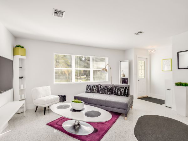 Naples Home 973723