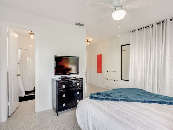Naples Home 973723
