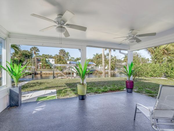 Naples Home 973723