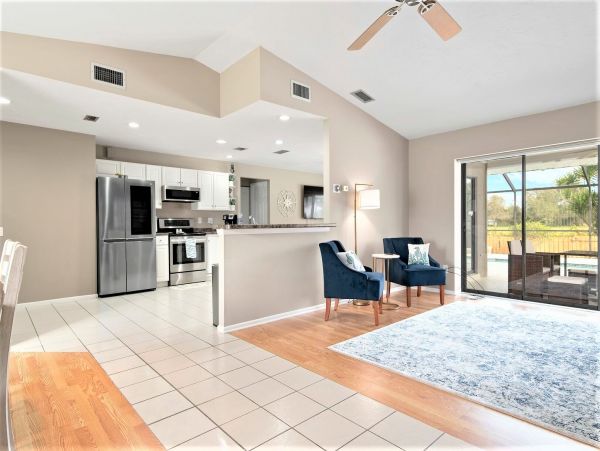 Sarasota Vacation Pool Home 3 Bedrooms Sleeps 6 Guests