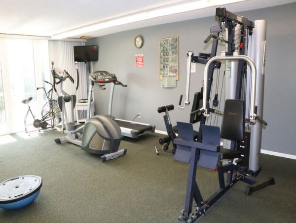 Short Walk to Beach Siesta Key Vacation Condo Two Bedroom