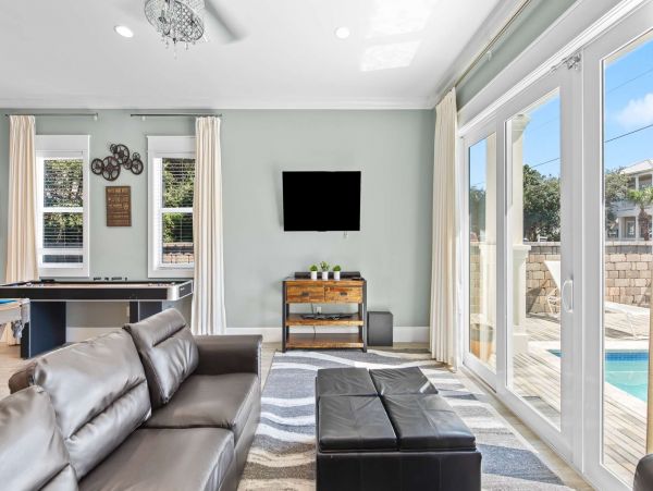 Stunning 8-Bedroom, 7-Bath Home in Miramar with Private Pool & Rooftop Deck