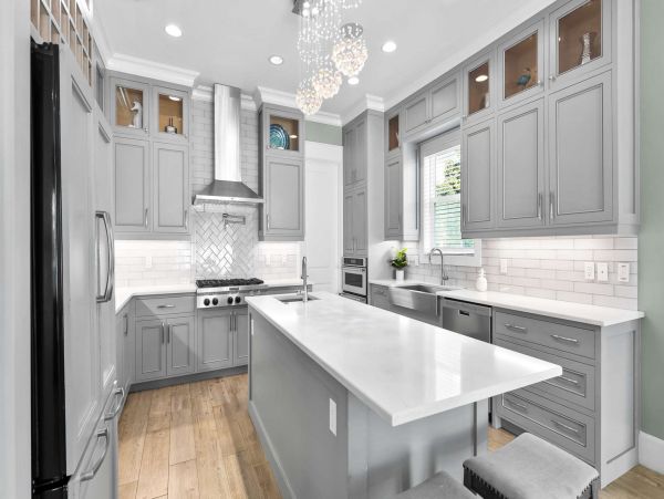 Stunning 8-Bedroom, 7-Bath Home in Miramar with Private Pool & Rooftop Deck