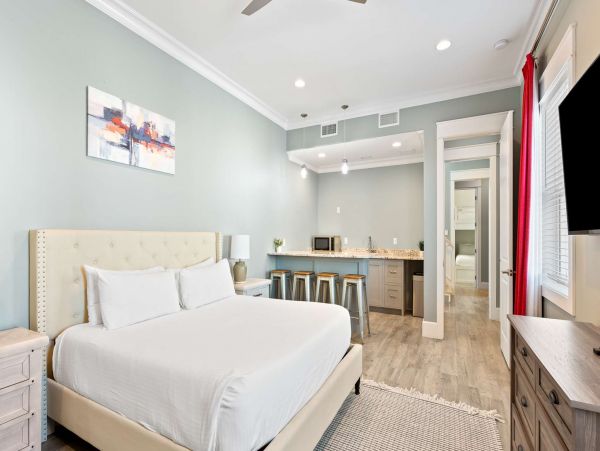 Stunning 8-Bedroom, 7-Bath Home in Miramar with Private Pool & Rooftop Deck