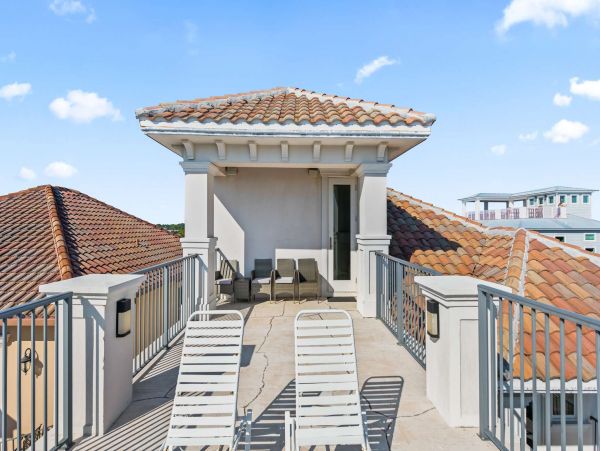 Stunning 8-Bedroom, 7-Bath Home in Miramar with Private Pool & Rooftop Deck