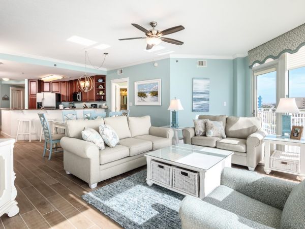Beachfront 3 Bedroom Vacation Condo in Fort Walton Beach