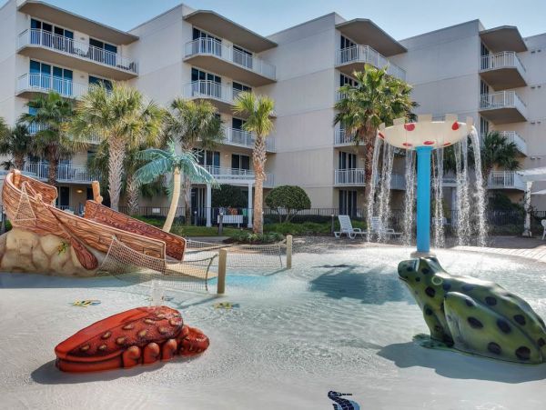 Beachfront 3 Bedroom Vacation Condo in Fort Walton Beach