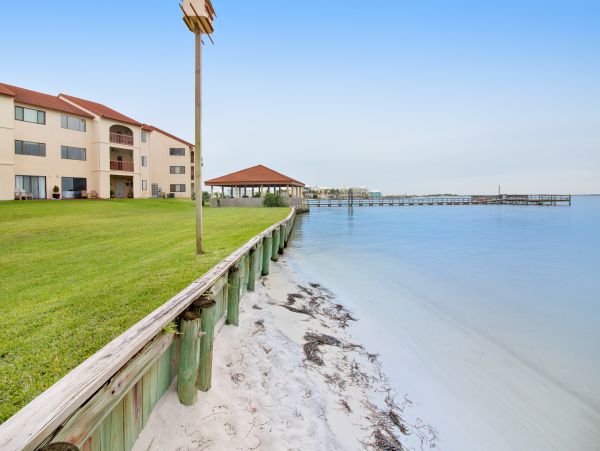 Navarre Beach Condo 973820