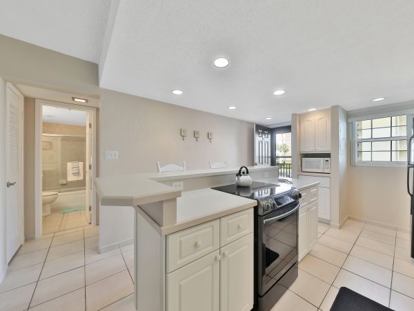 New Smyrna Beach Condo 973826