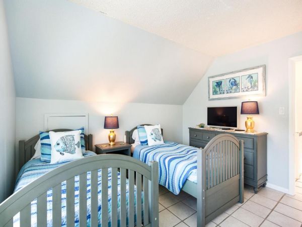 Marathon Vacation Home with 4 Bedrooms & Great Views