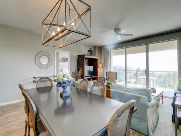 Spacious 3 Bedroom Vacation Condo in Seacrest