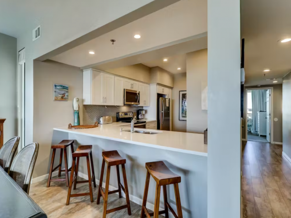 Spacious 3 Bedroom Vacation Condo in Seacrest