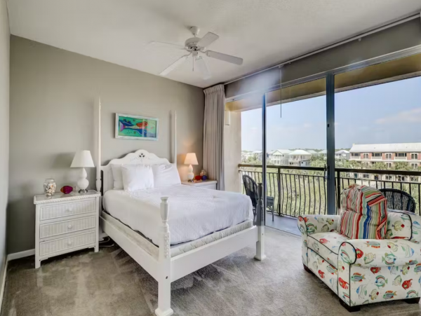 Spacious 3 Bedroom Vacation Condo in Seacrest