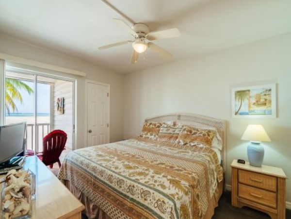 Bay Views Fort Myers Vacation Condo Two Bedroom