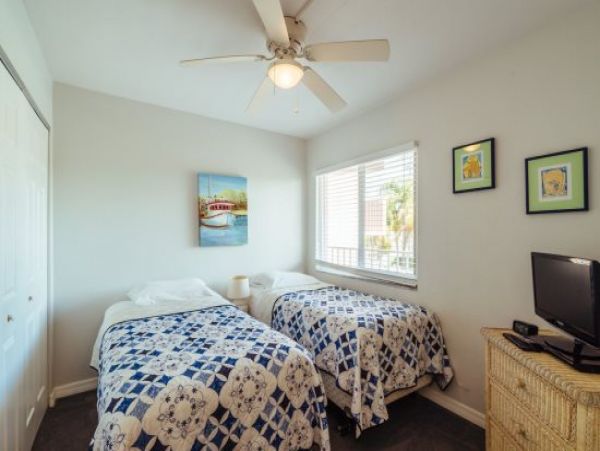 Bay Views Fort Myers Vacation Condo Two Bedroom