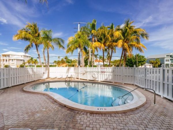 Bay Views Fort Myers Vacation Condo Two Bedroom