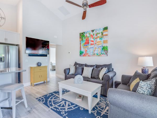 Beautiful Fot Myers Beach Vacation Pool Home