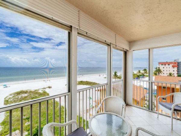 Fort Myers Condo 973843