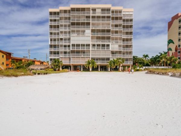 Fort Myers Condo 973843
