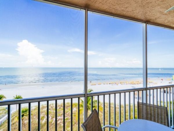 Fort Myers Condo 973845