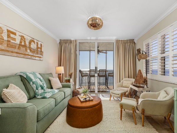 Stunning 2-Bedroom Condo with Breathtaking Gulf & Bay Views in Fort Myers