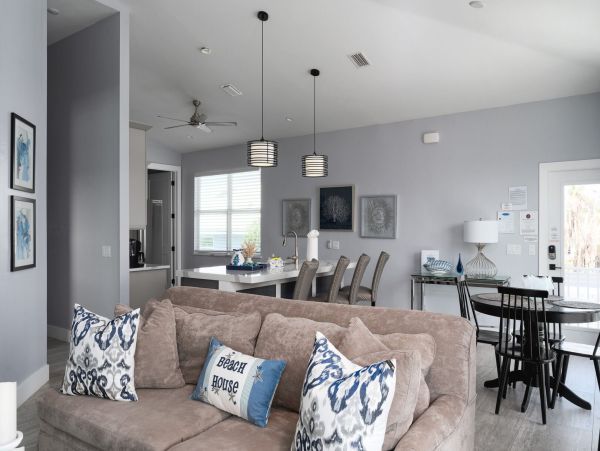 Paradise 4 Bedroom Home Steps from the Beach in Fort Myers