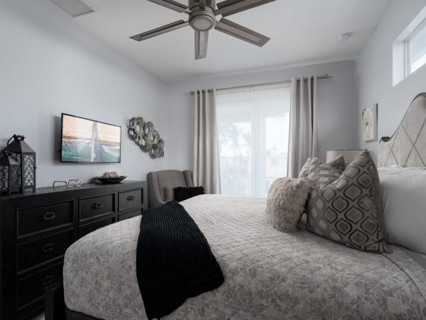 Fort Myers Beach Home With Private Pool and Balconies