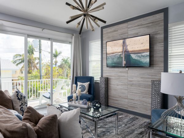 Fort Myers Beach Home With Private Pool and Balconies