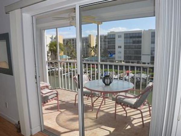 Fort Myers Condo 973862