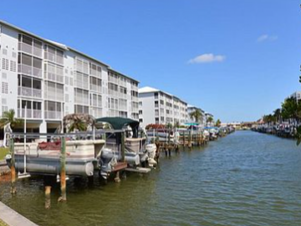 Fort Myers Condo 973862