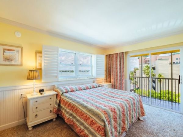 Fort Myers Condo 973863