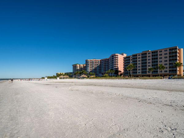 Fort Myers Vacation Beach Condo Sleeps 6 Guests Gulf Views