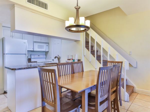 Three Bedroom Vacation Rental Sleeps Eight Guests on Captiva