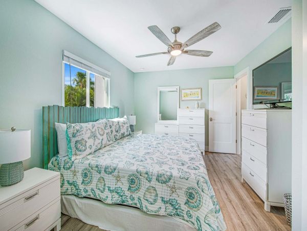 Two Bedroom Siesta Key Vacation Condo Sleeps 8 Guests