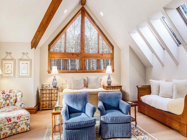 Mountain View Five Bedroom Rental Home in Beaver Creek