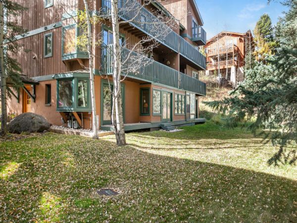 Four Bedroom Vail Vacation Condo Sleeps 8 Guests