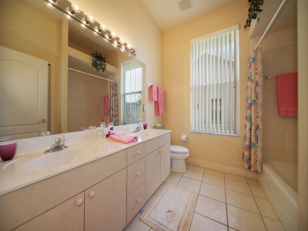 Cape Coral Home 973933