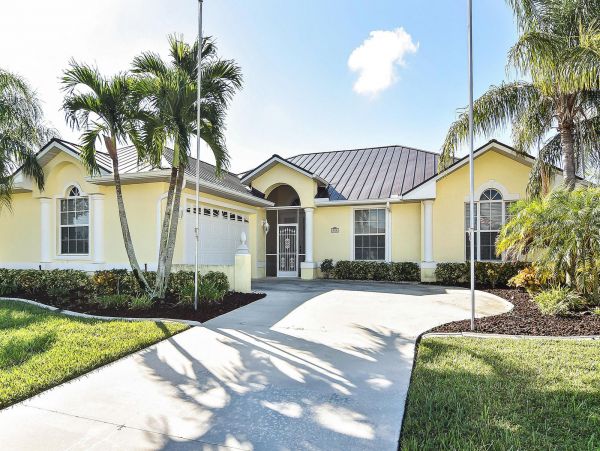 Cape Coral Home 973935