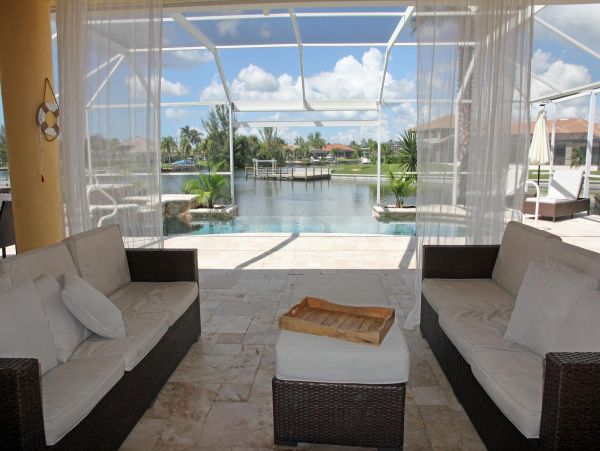 Cape Coral Home 973944
