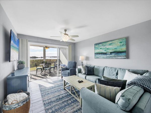 Charlotte Harbor Vacation Rental - Boca Grande Waterfront Condo with Pool
