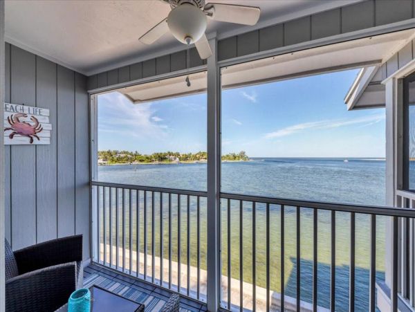 Boca Grande Vacation Condo Two Bedrooms Walk To Beach