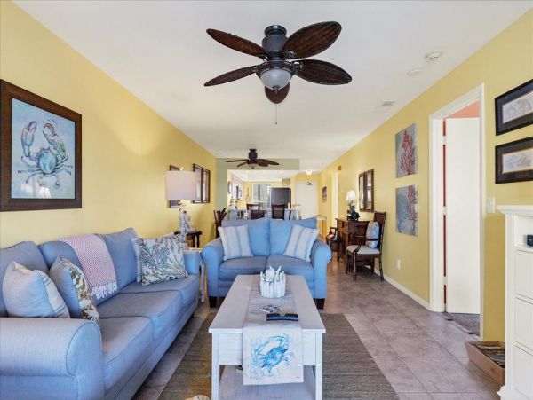 Boca Grande Vacation Condo Two Bedrooms Walk To Beach