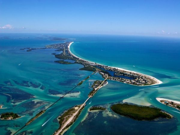 Boca Grande Vacation Condo Two Bedrooms Walk To Beach