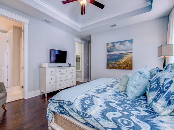 Stunning Vacation Home Away from Home