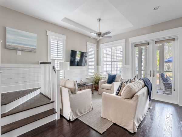 4 bedrooms in Seaside with Golf Cart