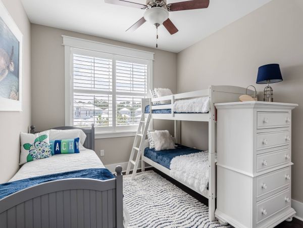 4 bedrooms in Seaside with Golf Cart